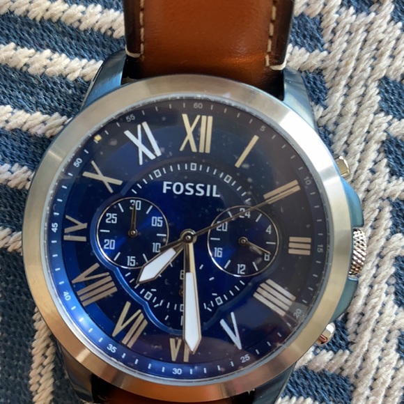 Men’s Fossil Watch - Picture 6 of 6